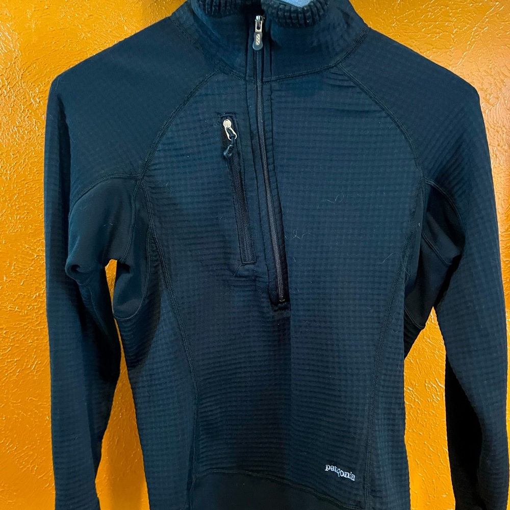 Paragon pullover.